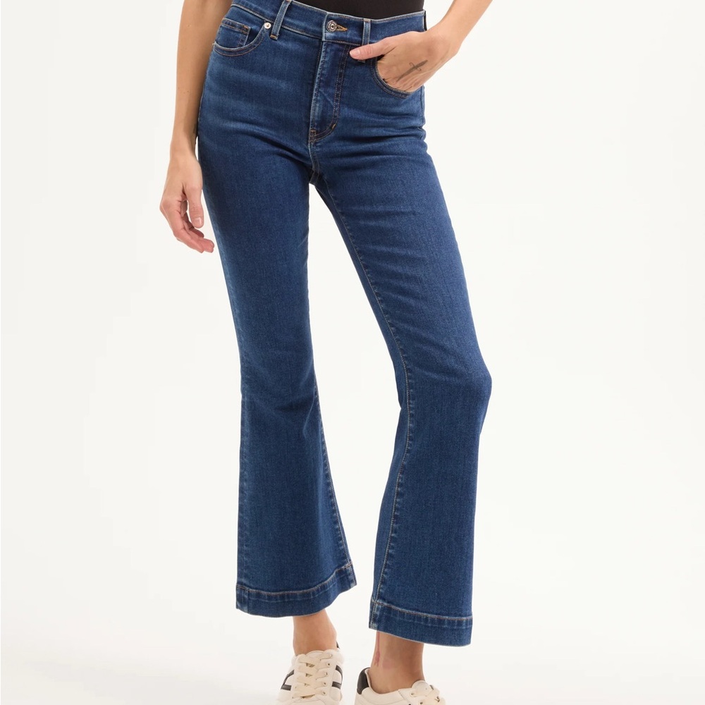 Veronica Beard Carson Kick Flare Jean 25 in Bright Blue NWOT - Picture 2 of 6